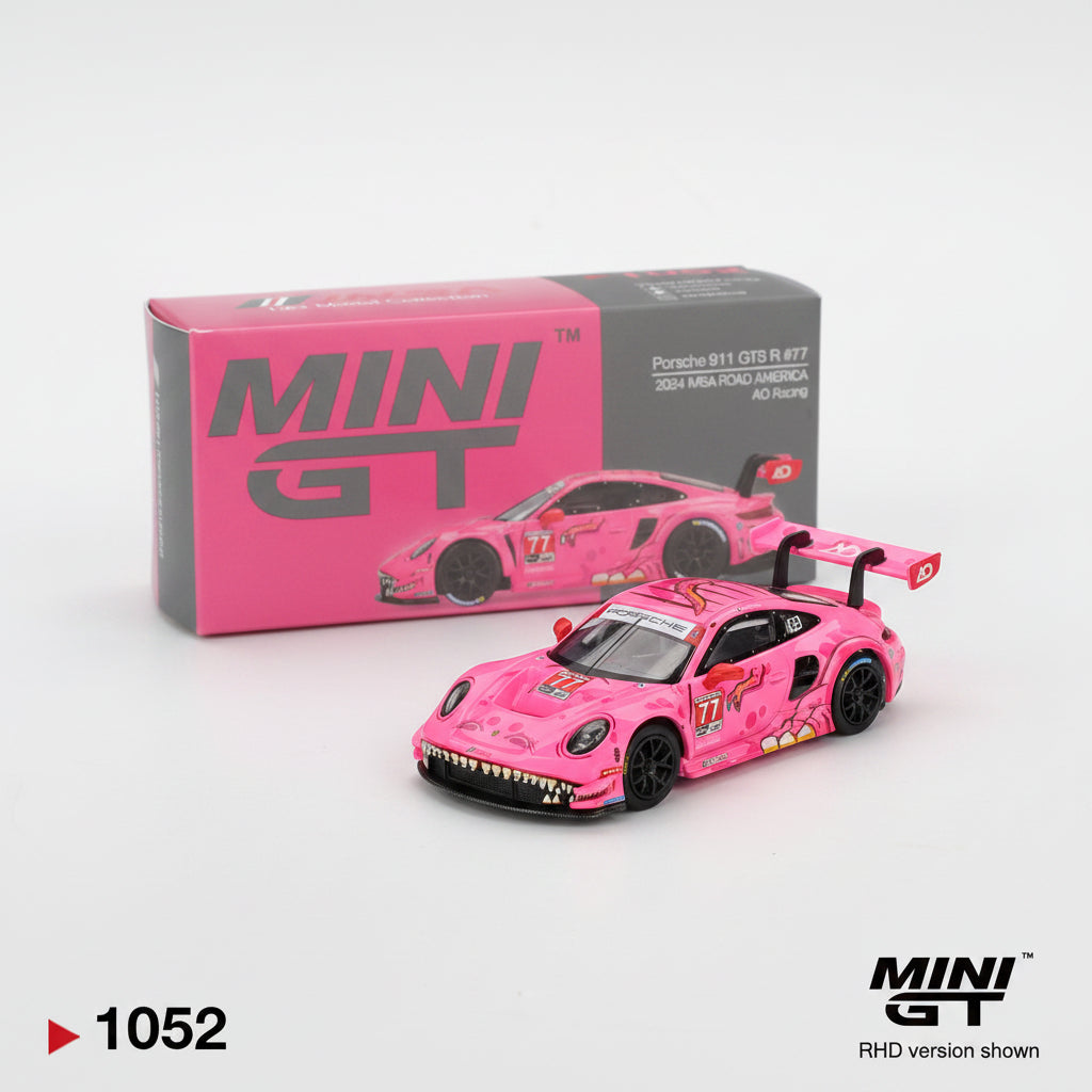 Mini GT #1052 : Roxy Porsche 911 GT3 R #77 AO Racing 2024 IMSA