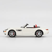 Mini GT 1:64 BMW Z8 | Silver | #998 | Die-Cast Collectible