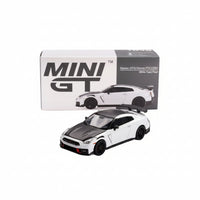 Mini GT 1:64 Nissan GT-R Nismo PDCCGM | White Pearl | Die-Cast Collectible